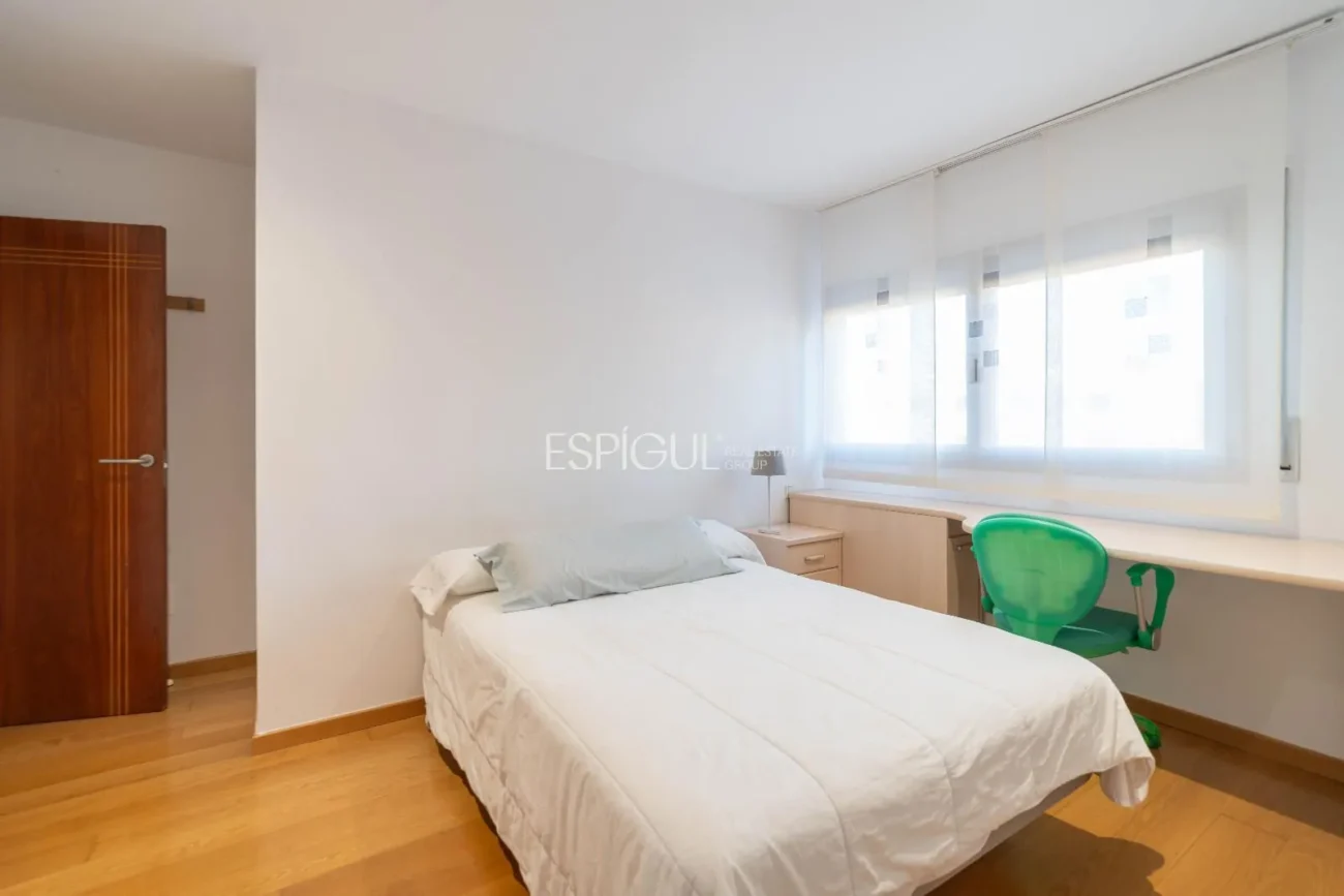 Amplia vivienda familiar en zona tranquila de Fornells de la Selva