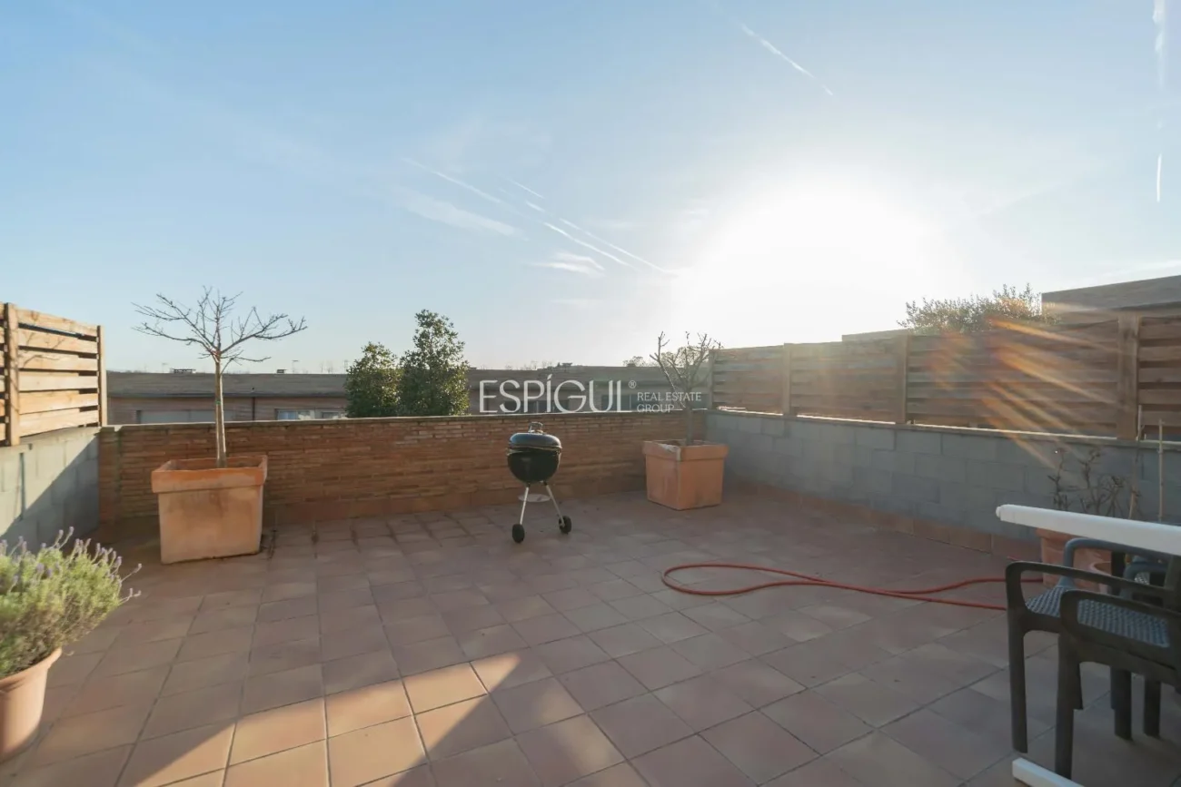 Amplia vivienda familiar en zona tranquila de Fornells de la Selva