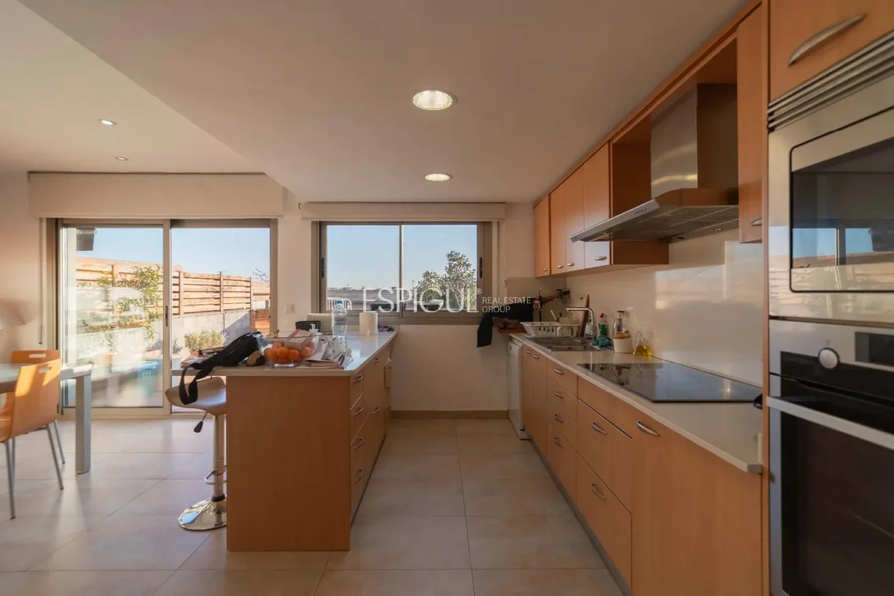 Amplia vivienda familiar en zona tranquila de Fornells de la Selva