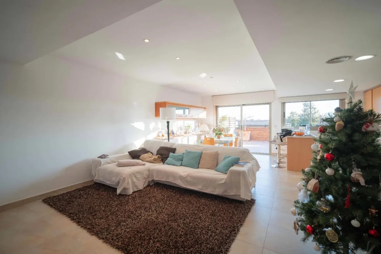 Amplia vivienda familiar en zona tranquila de Fornells de la Selva