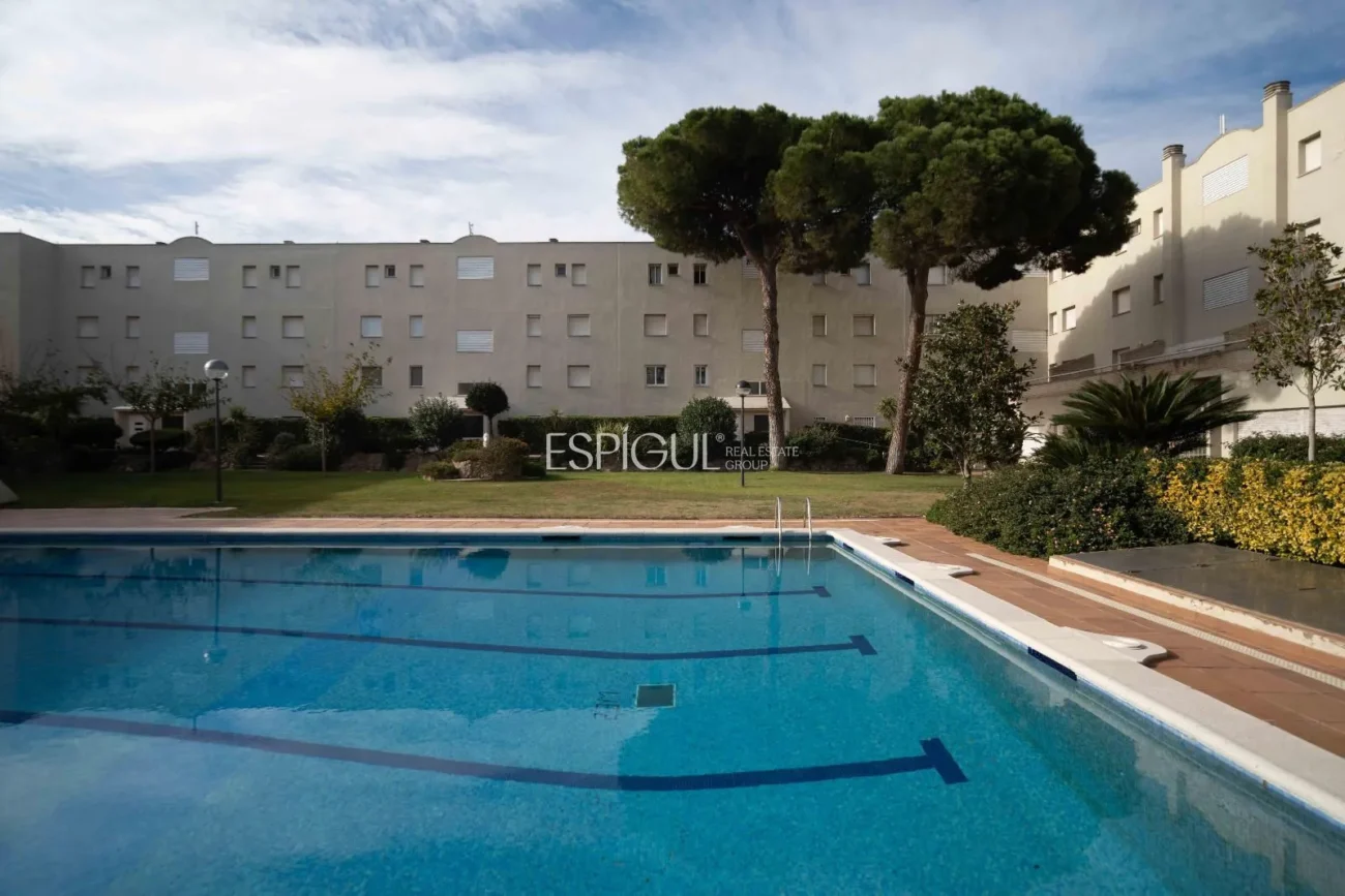 Bajo con jardín de 2 habitaciones en el puerto de L´Escala