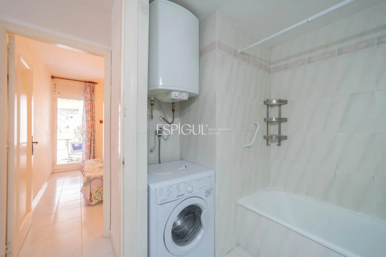 Bajo con jardín de 2 habitaciones en el puerto de L´Escala