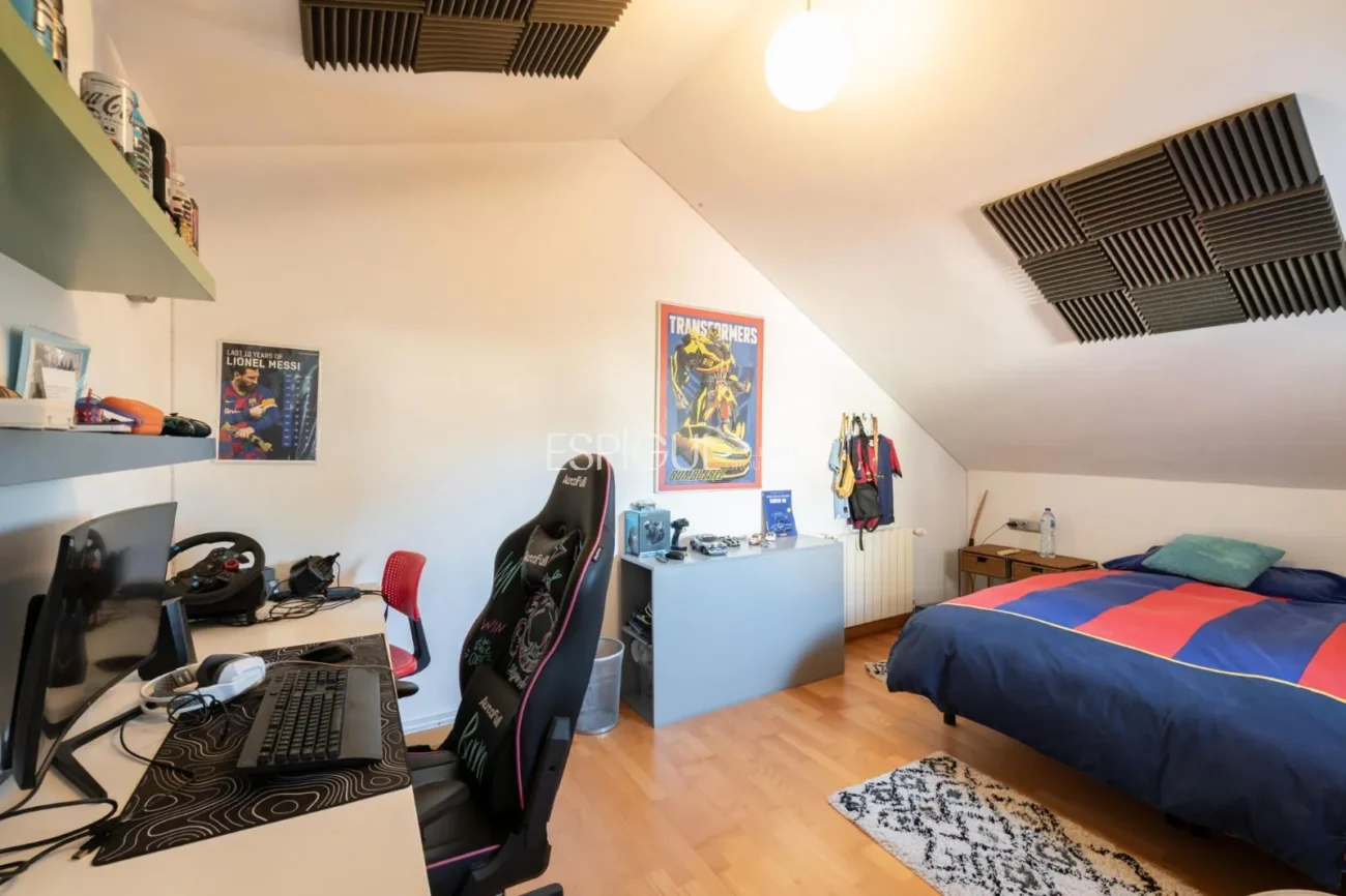 Townhouse for sale in Golf Masia Bach