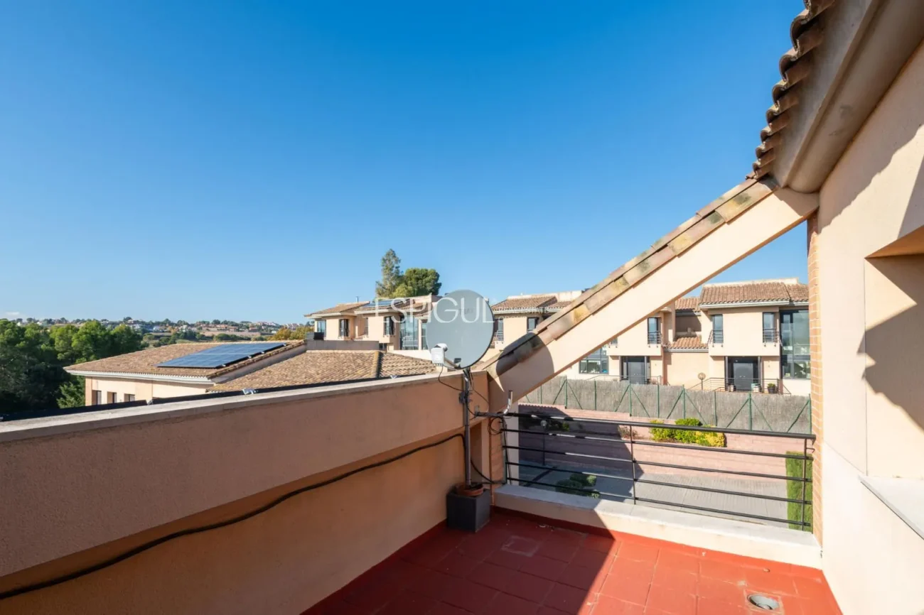 Townhouse for sale in Golf Masia Bach