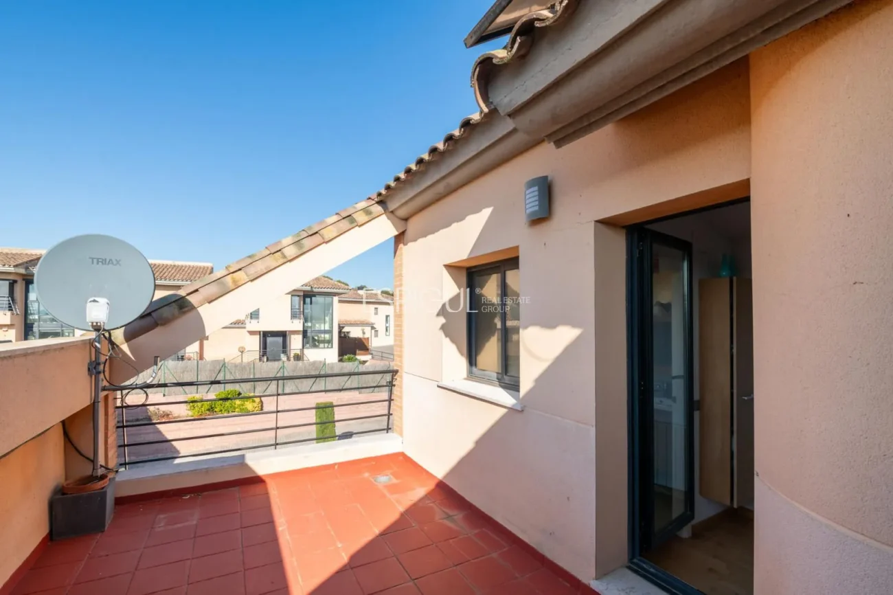 Townhouse for sale in Golf Masia Bach