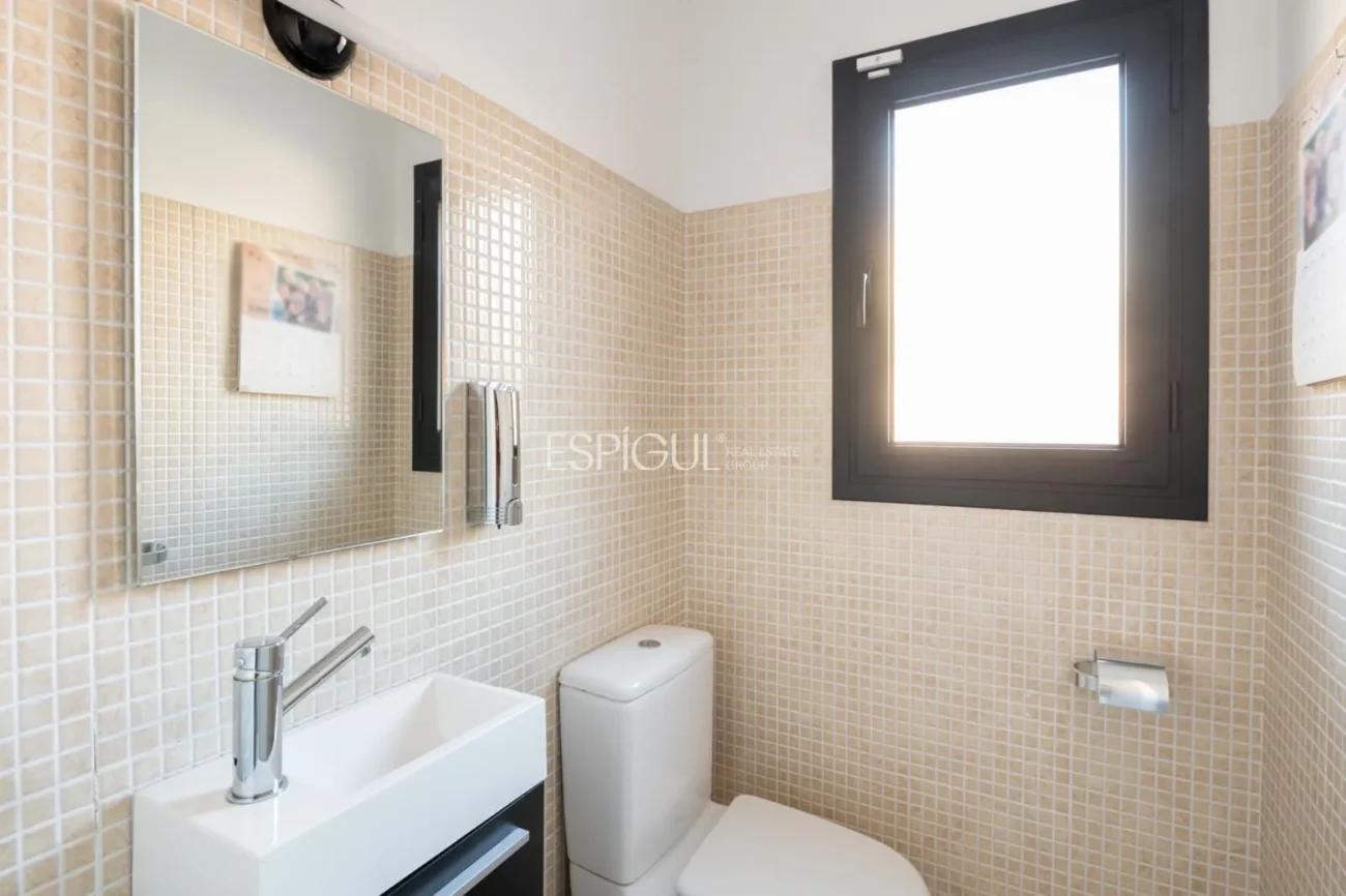 Townhouse for sale in Golf Masia Bach