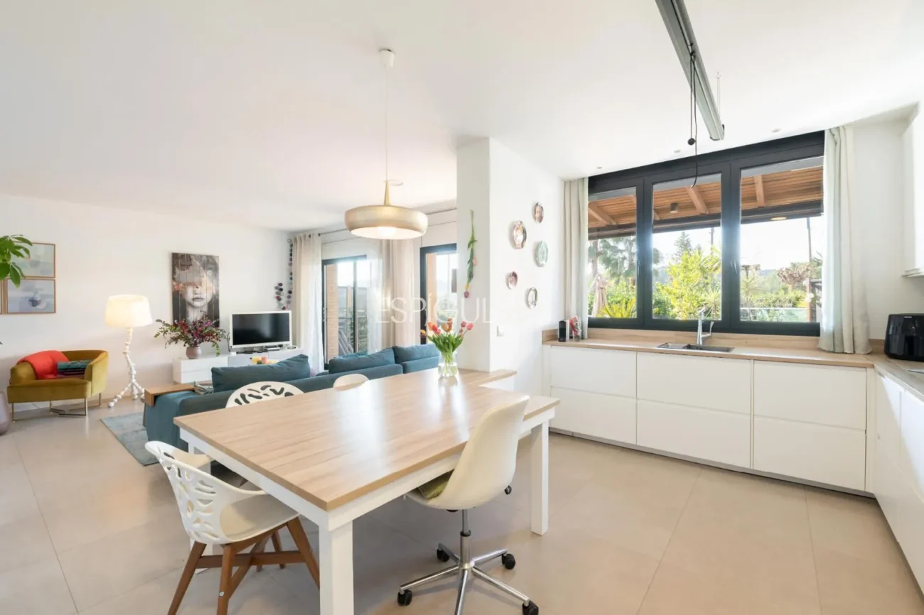 Townhouse for sale in Golf Masia Bach