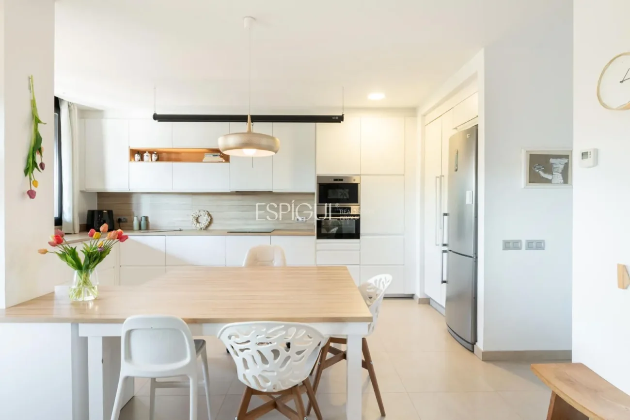 Townhouse for sale in Golf Masia Bach