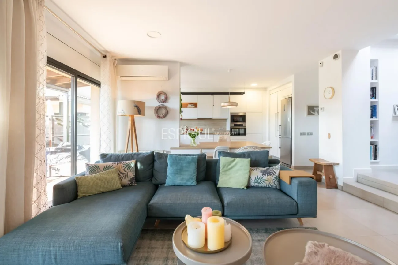 Townhouse for sale in Golf Masia Bach