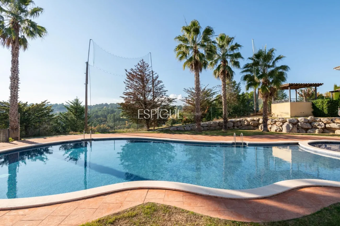 Townhouse for sale in Golf Masia Bach