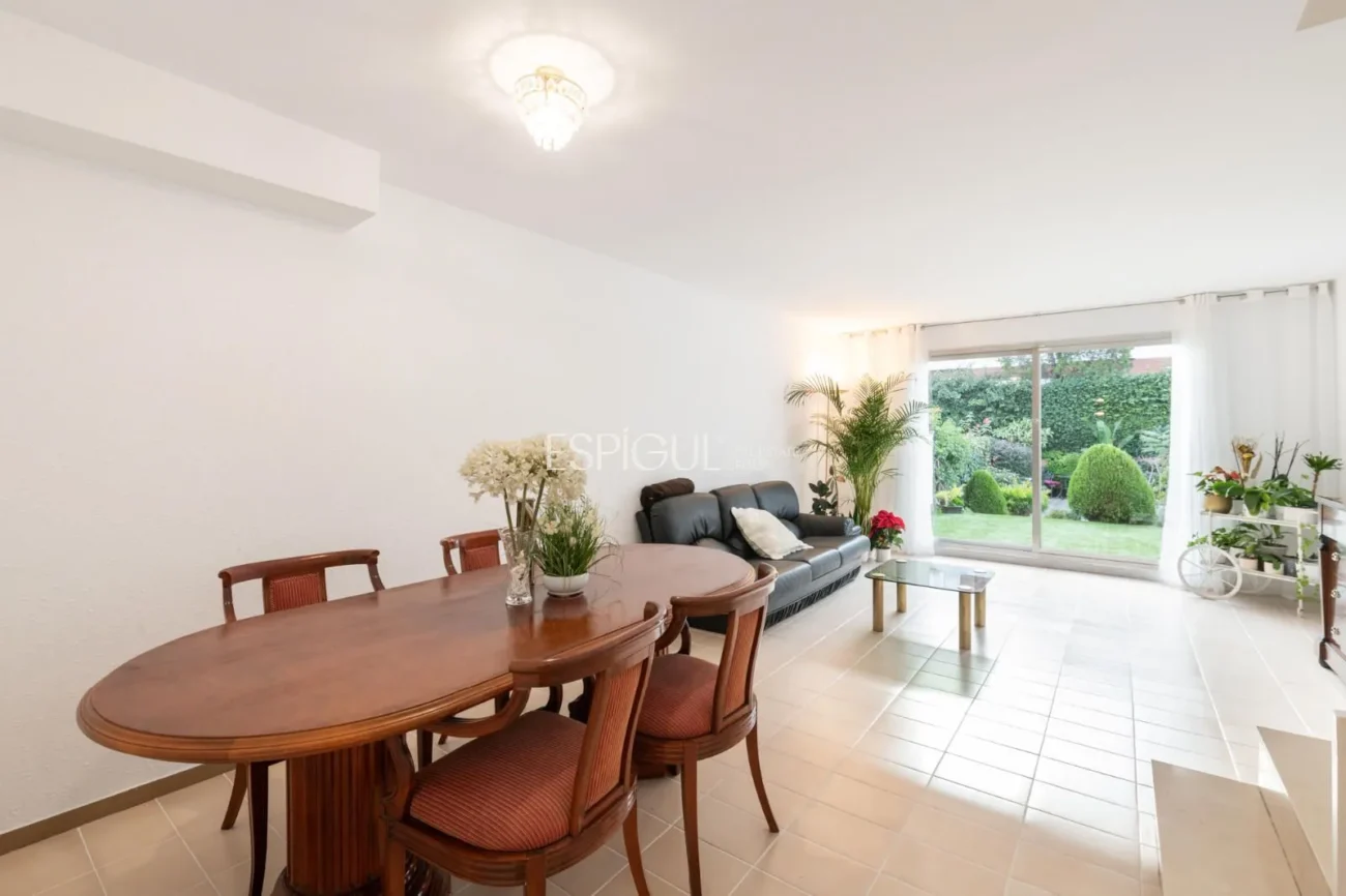 Townhouse for sale in the Arxiu area of Sant Cugat del Vallès