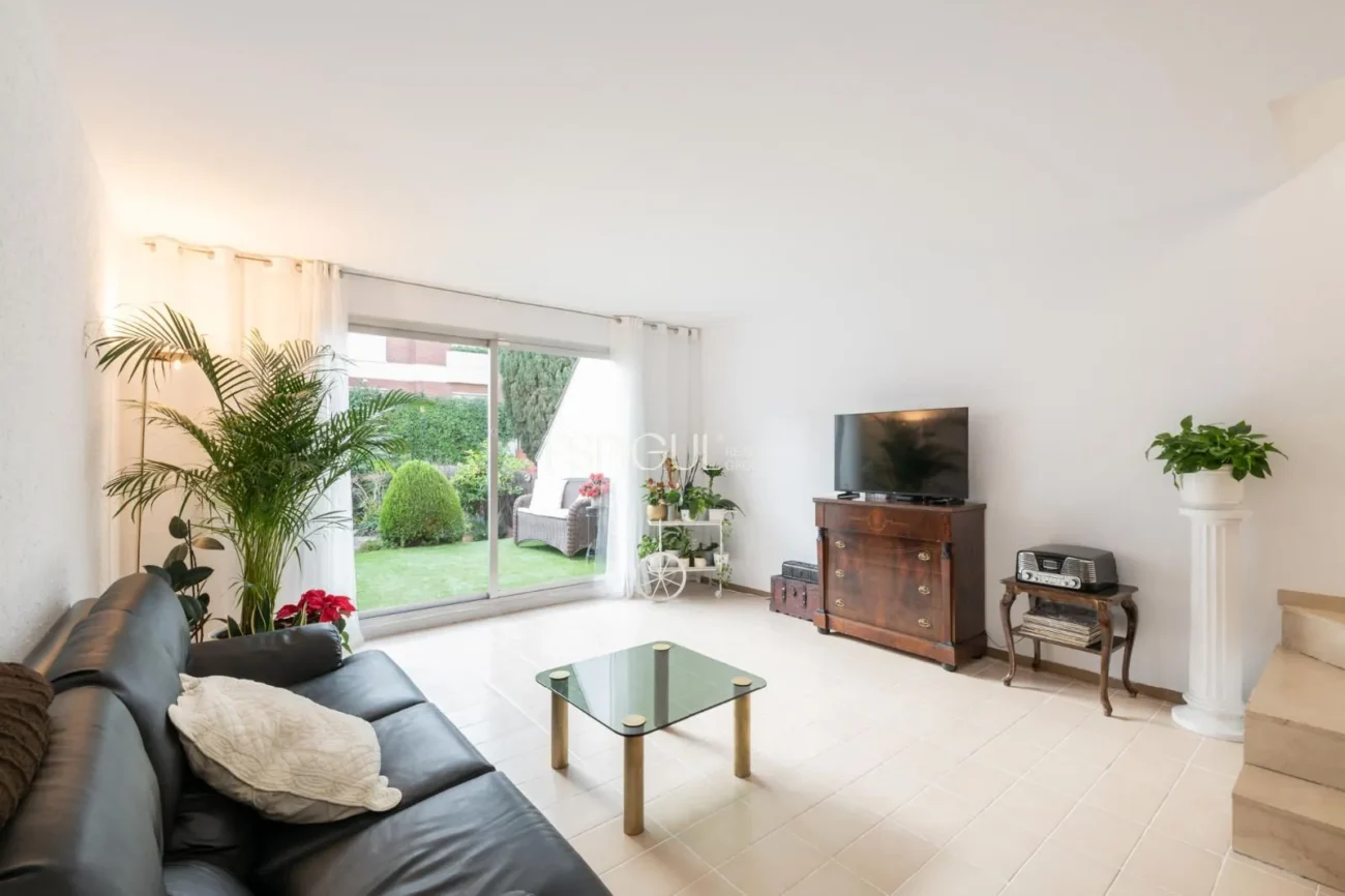 Townhouse for sale in the Arxiu area of Sant Cugat del Vallès
