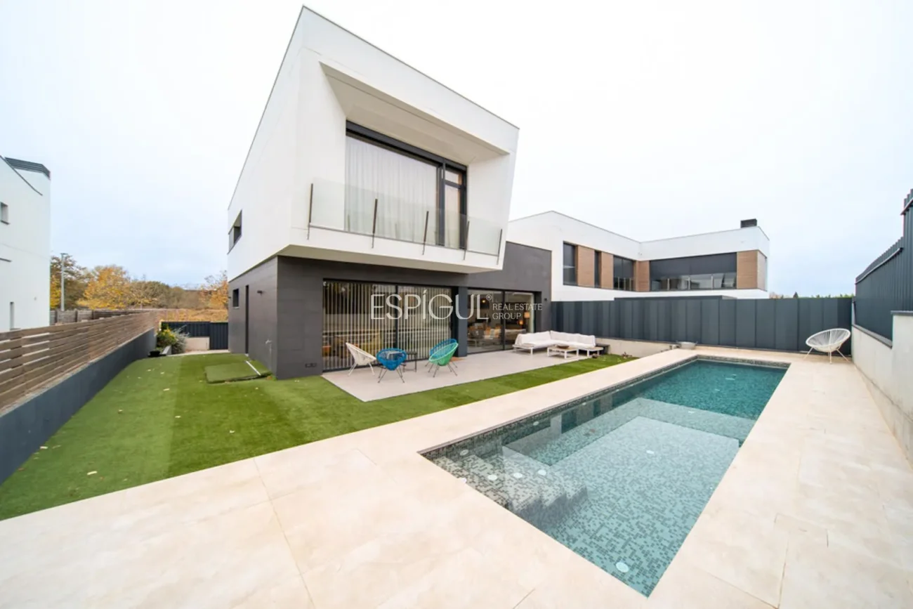Exclusive House in Fornells de la Selva