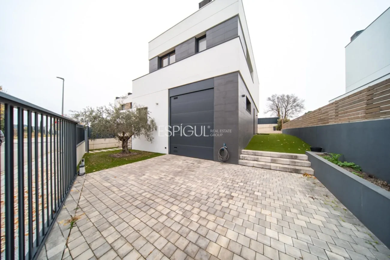 Exclusive House in Fornells de la Selva