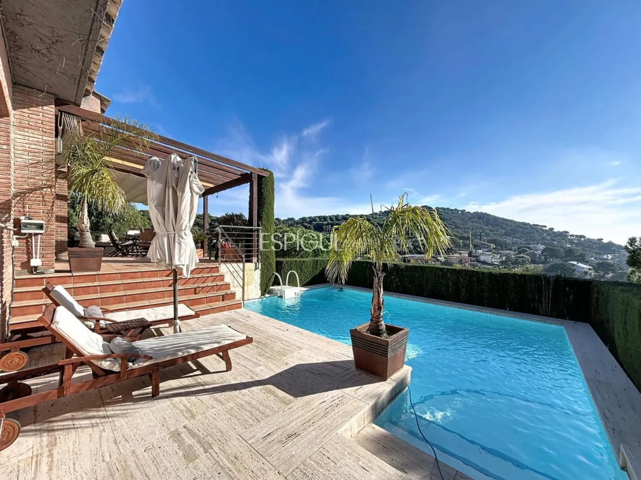 Impressive house with panoramic sea views in Can Tolrà