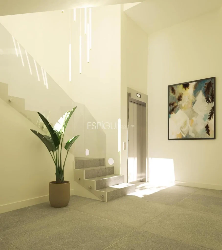 Эксклюзивный роскошный дом с бассейном и спа в самом центре Калельи