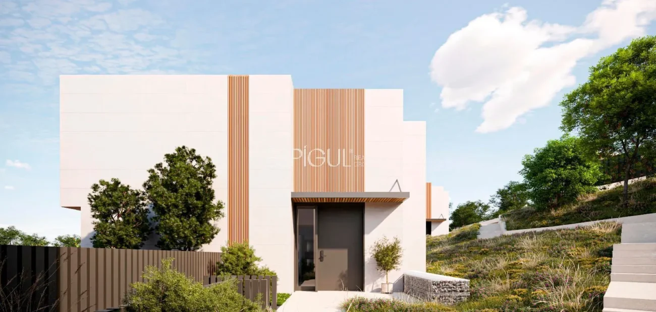 Lujo con vistas al mar: Exclusivas casas  de obra nueva con piscina en Llavaneras