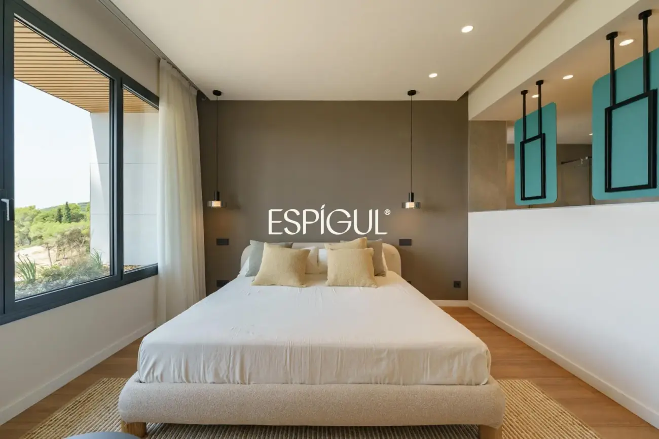 Luxe amb vistes al mar: Exclusives cases d’obra nova amb piscina a Llavaneres