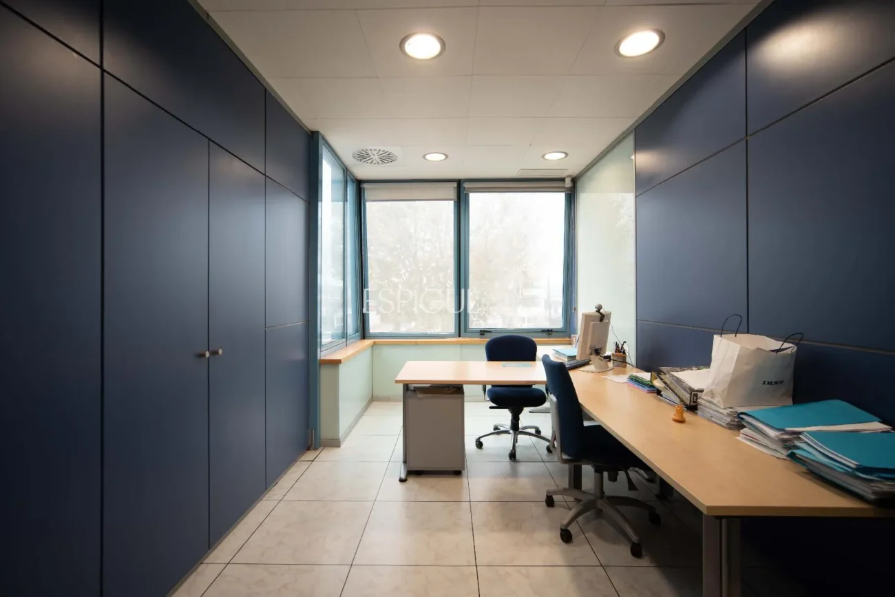 Office for sale in Empuriabrava