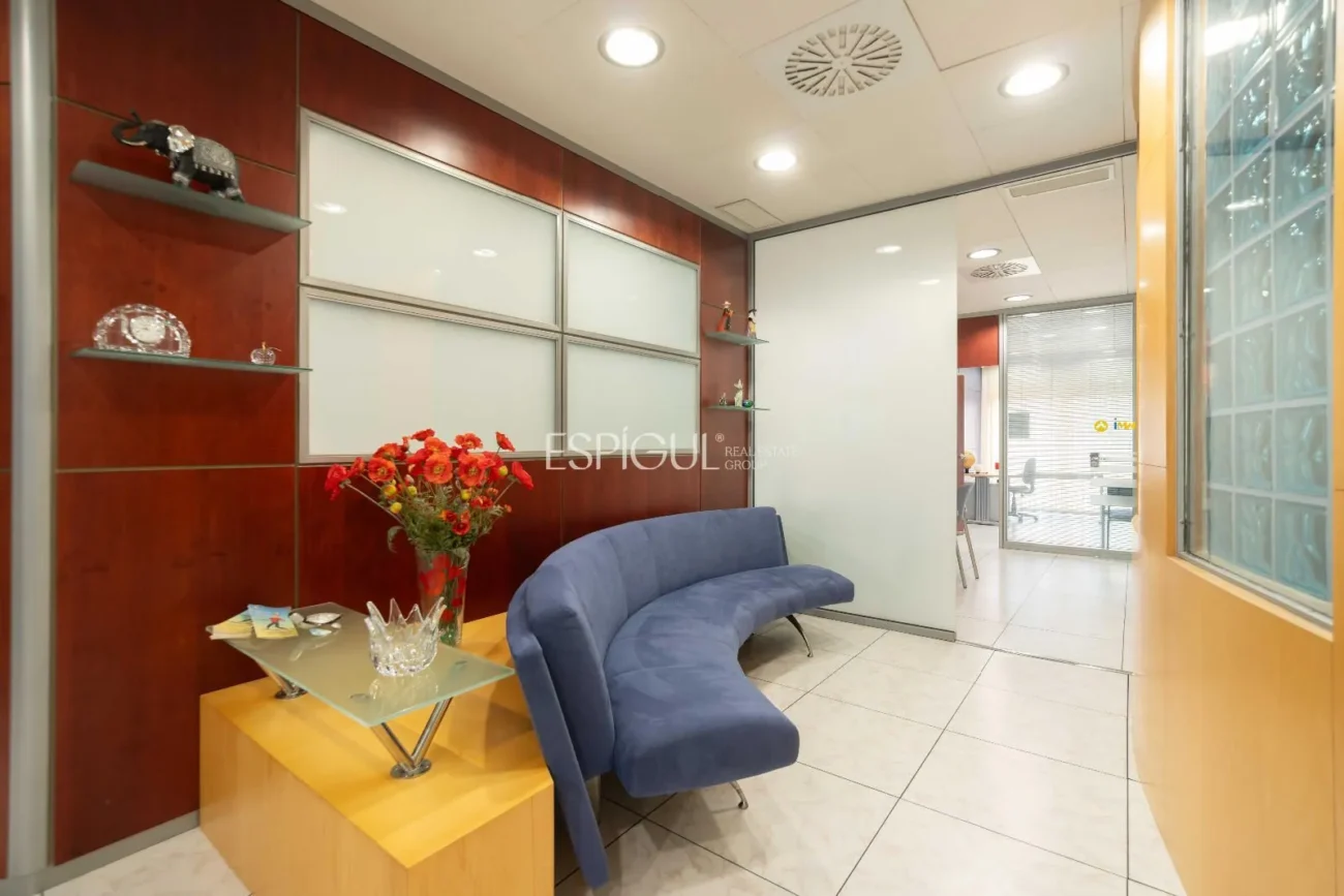 Office for sale in Empuriabrava