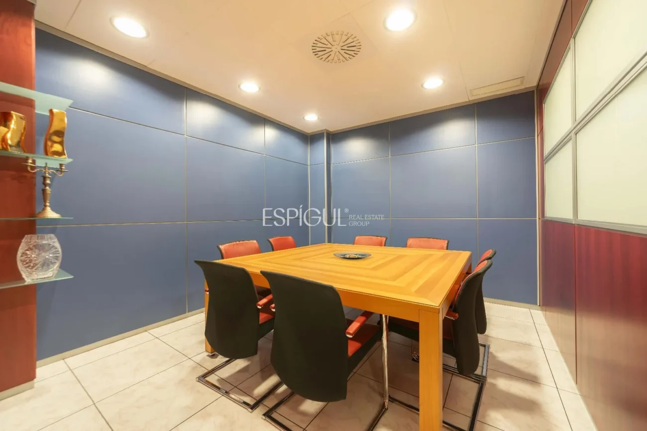 Office for sale in Empuriabrava