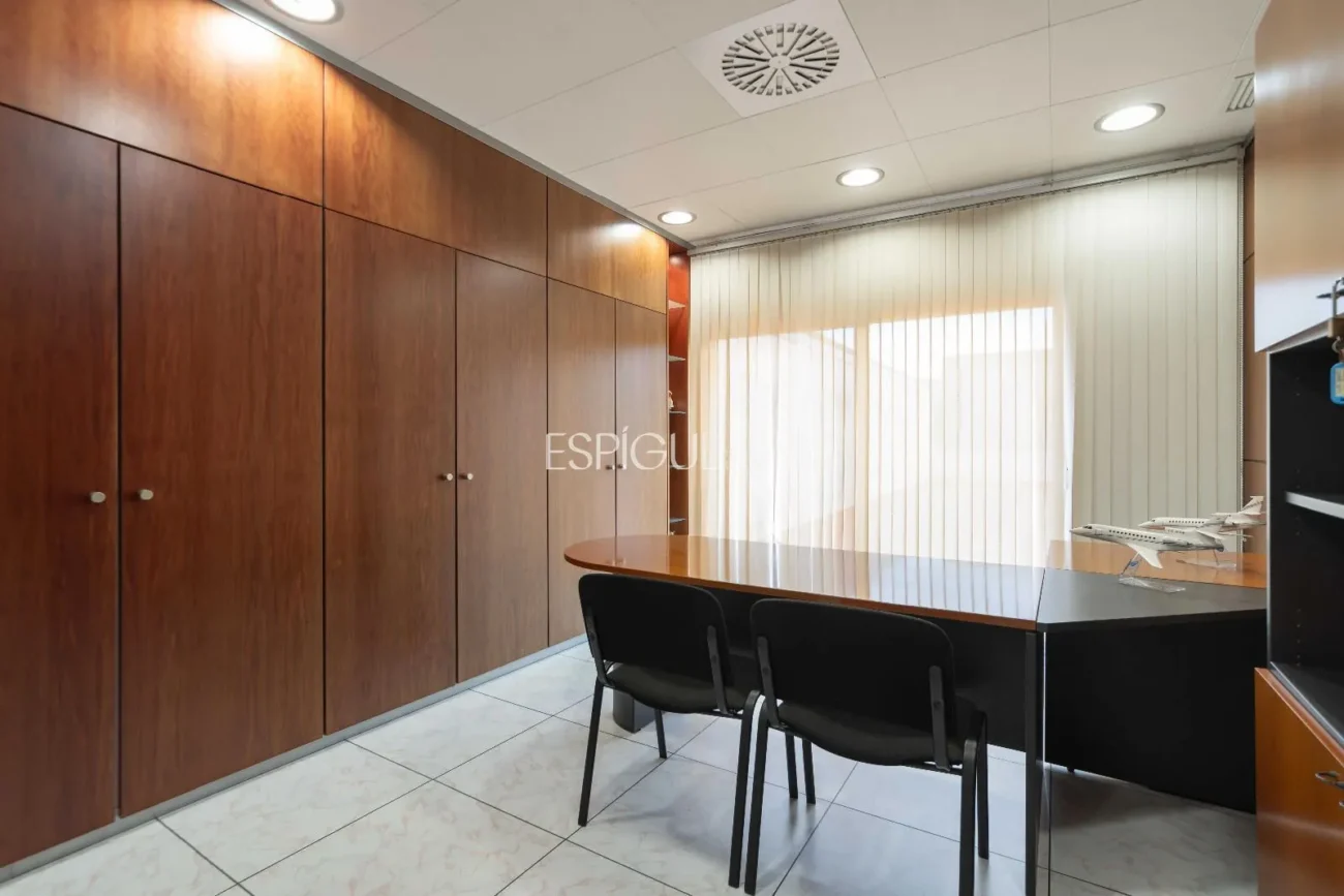 Office for sale in Empuriabrava