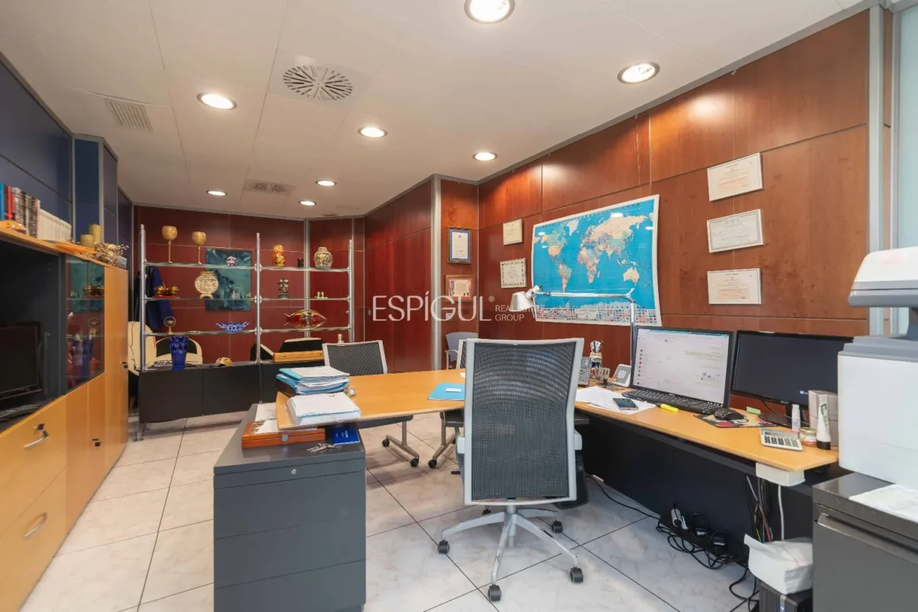 Office for sale in Empuriabrava