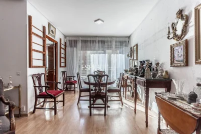 Apartment to renovate in Ortega y Gasset with garage and storage room