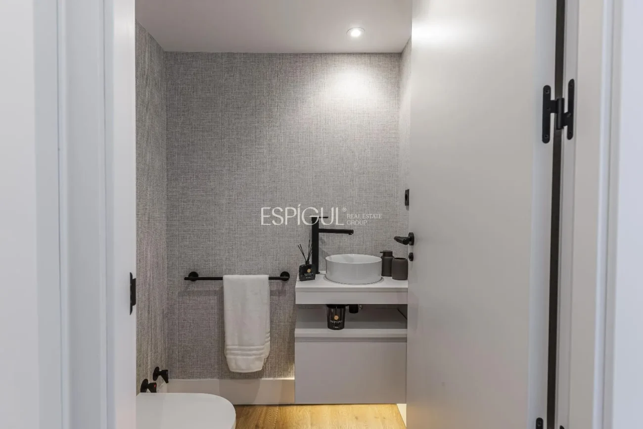 Duplex apartment with terrace on Calle Barquillo, Chueca-Justicia