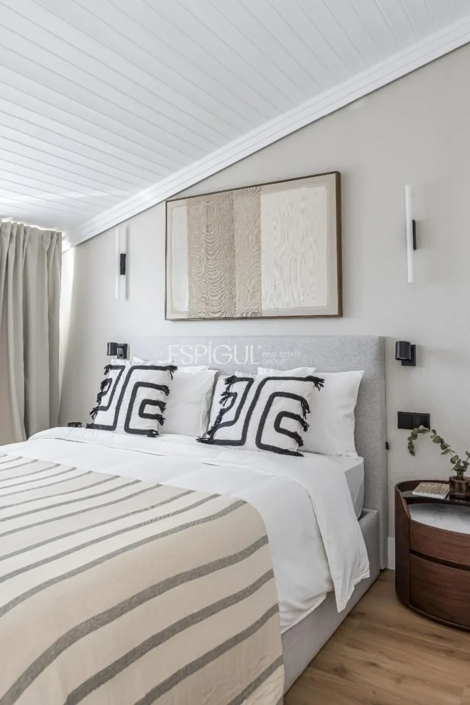 Duplex apartment with terrace on Calle Barquillo, Chueca-Justicia