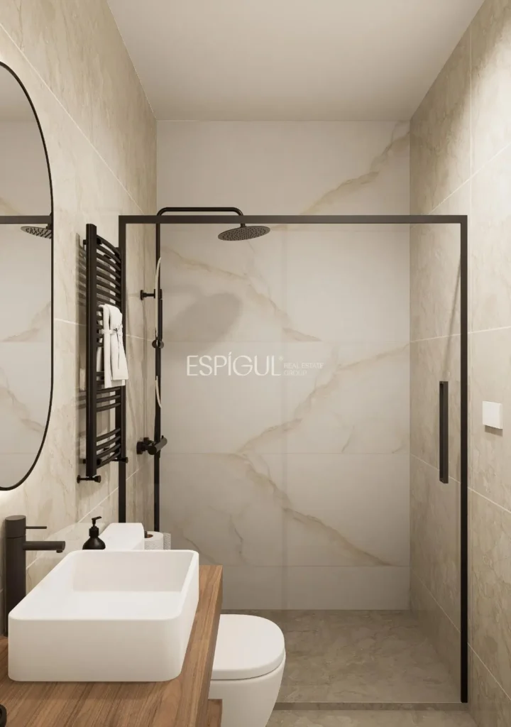 Apartment with terrace on Poeta Esteban Villegas street, Jeronimos