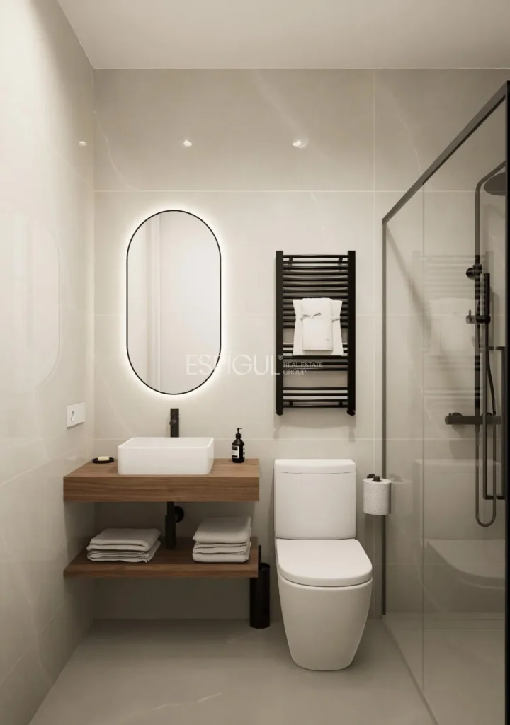 Apartment with terrace on Poeta Esteban Villegas street, Jeronimos