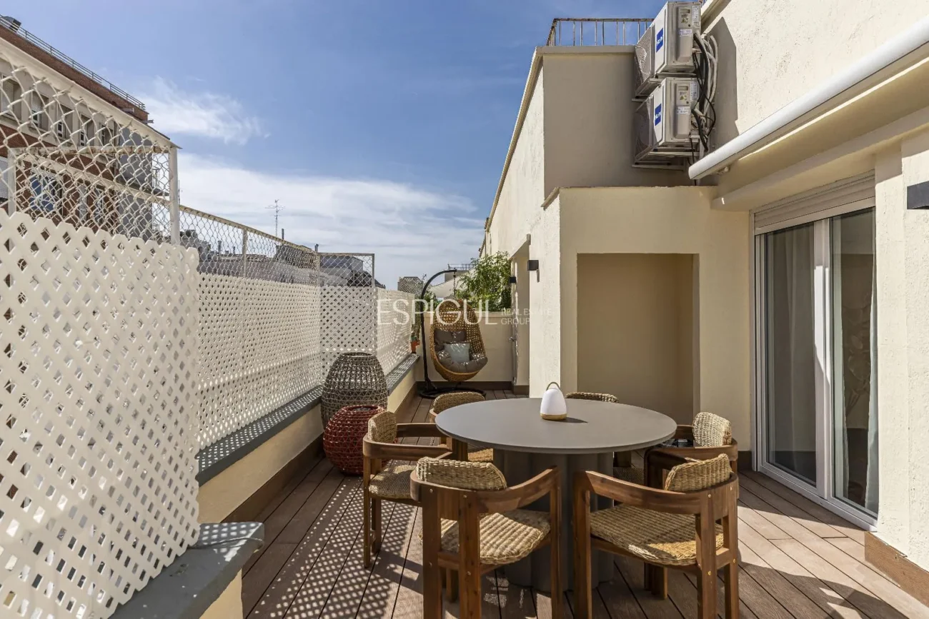 Apartment with terrace for sale in General Diaz Porlier, Lista