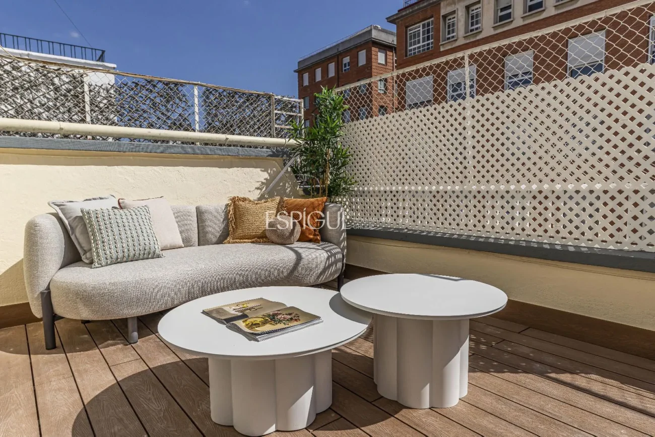 Apartment with terrace for sale in General Diaz Porlier, Lista