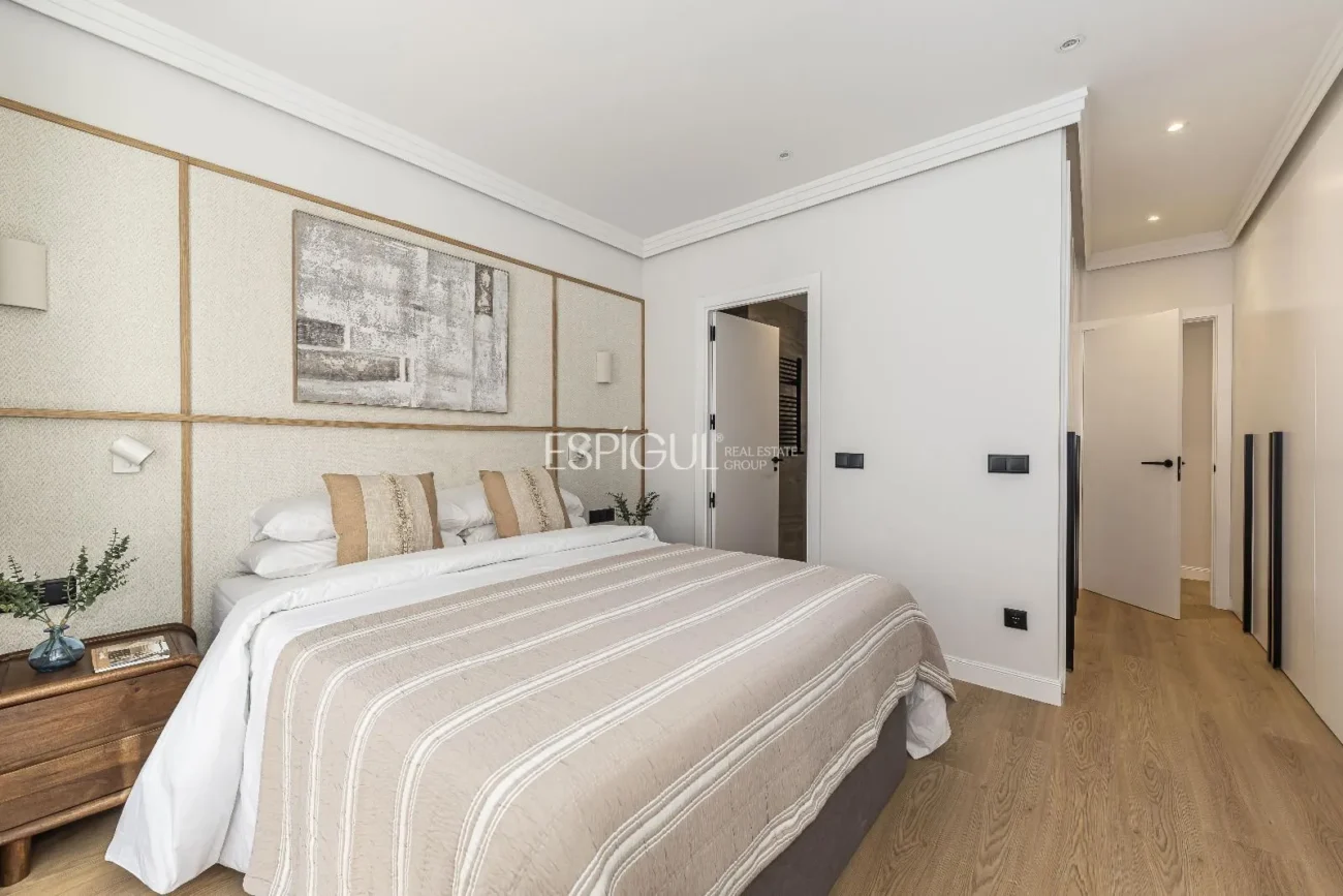 Apartment with terrace for sale in General Diaz Porlier, Lista