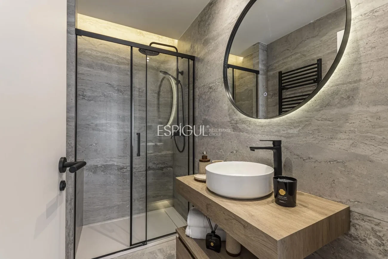 Apartment with terrace for sale in General Diaz Porlier, Lista