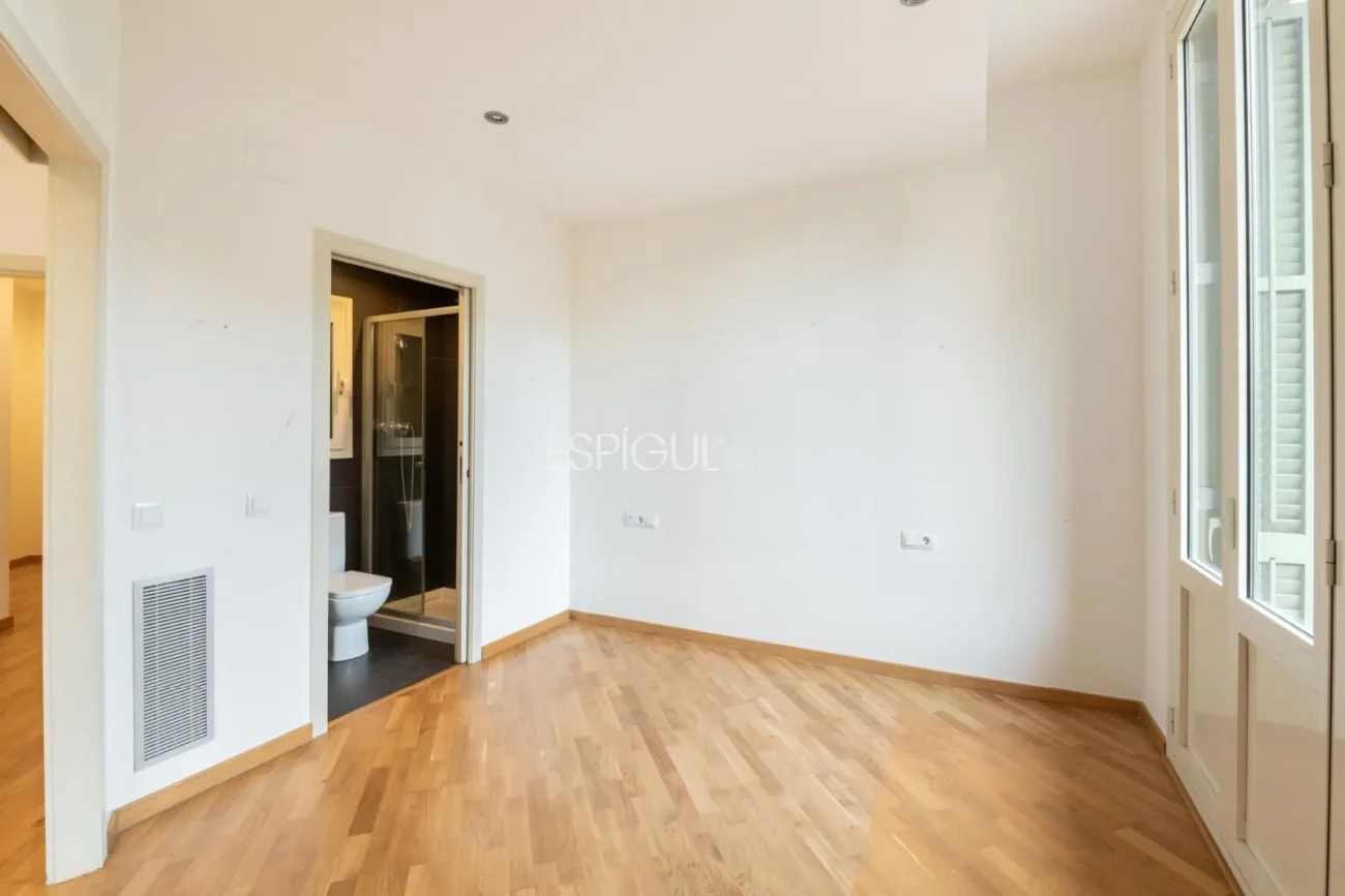 Piso en venta en carrer Aribau