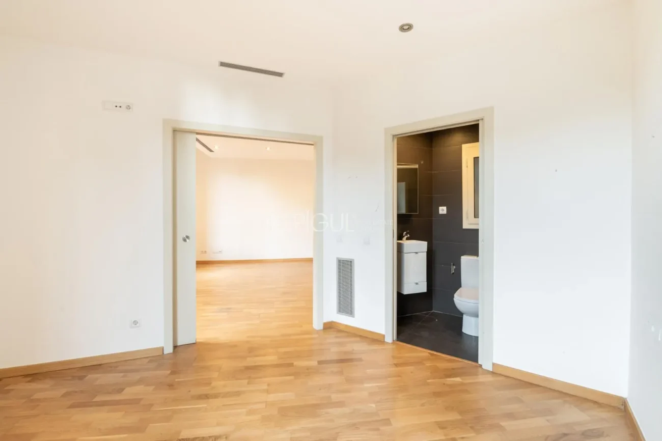 Piso en venta en carrer Aribau