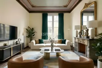 Piso en venta a reformar con terraza en Carrer de Mallorca