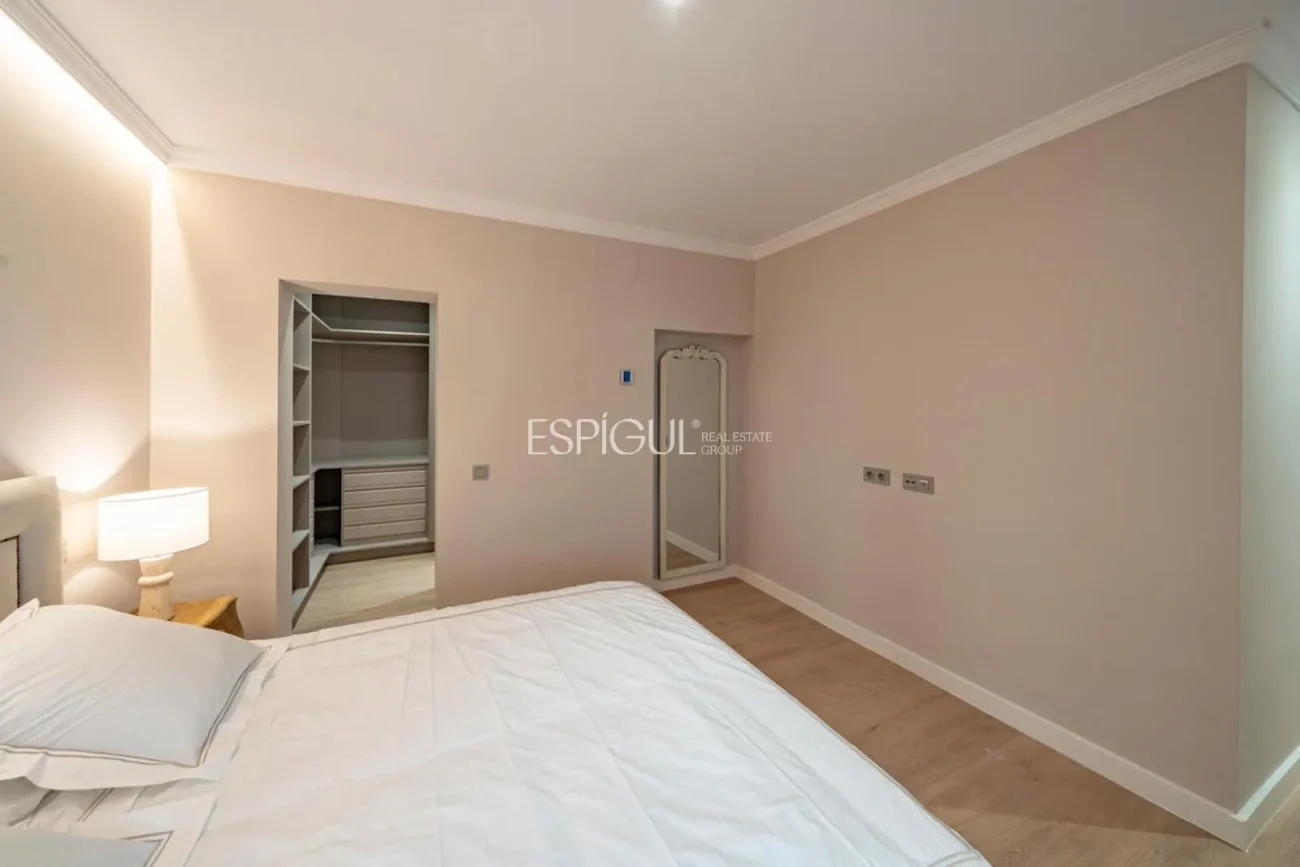 Exterior apartment on Goya Street, Salamanca District