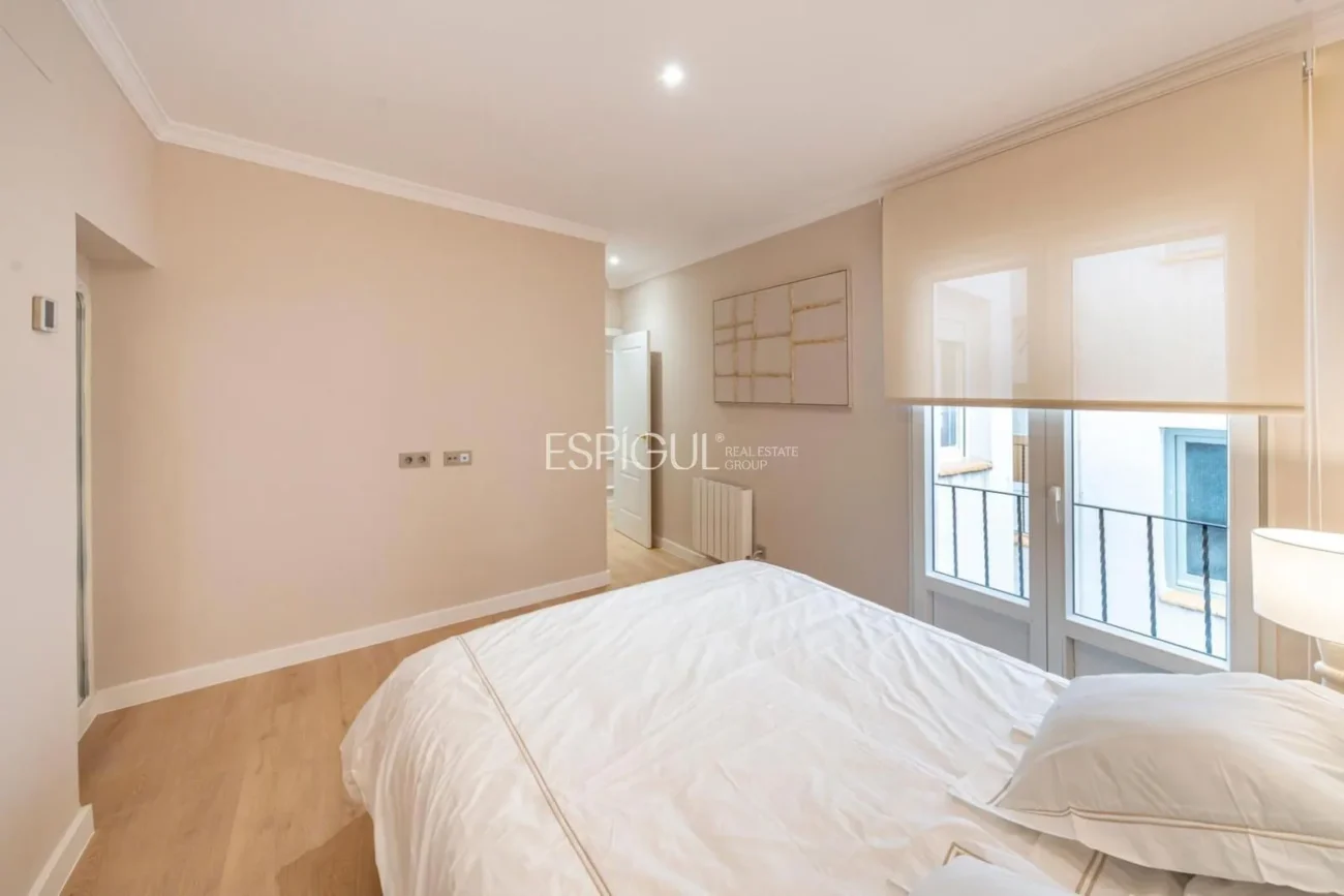 Exterior apartment on Goya Street, Salamanca District