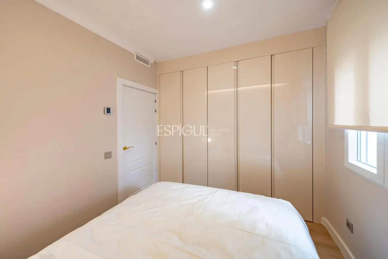 Exterior apartment on Goya Street, Salamanca District