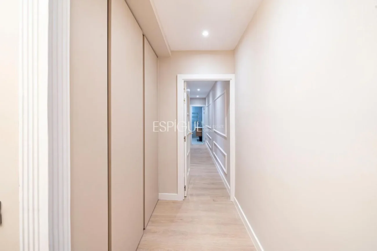 Exterior apartment on Goya Street, Salamanca District