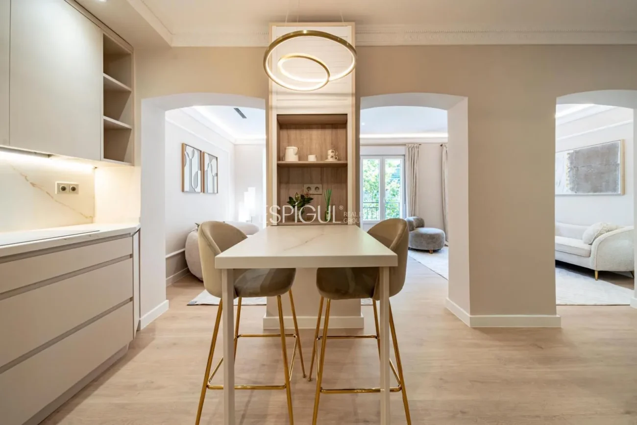 Exterior apartment on Goya Street, Salamanca District