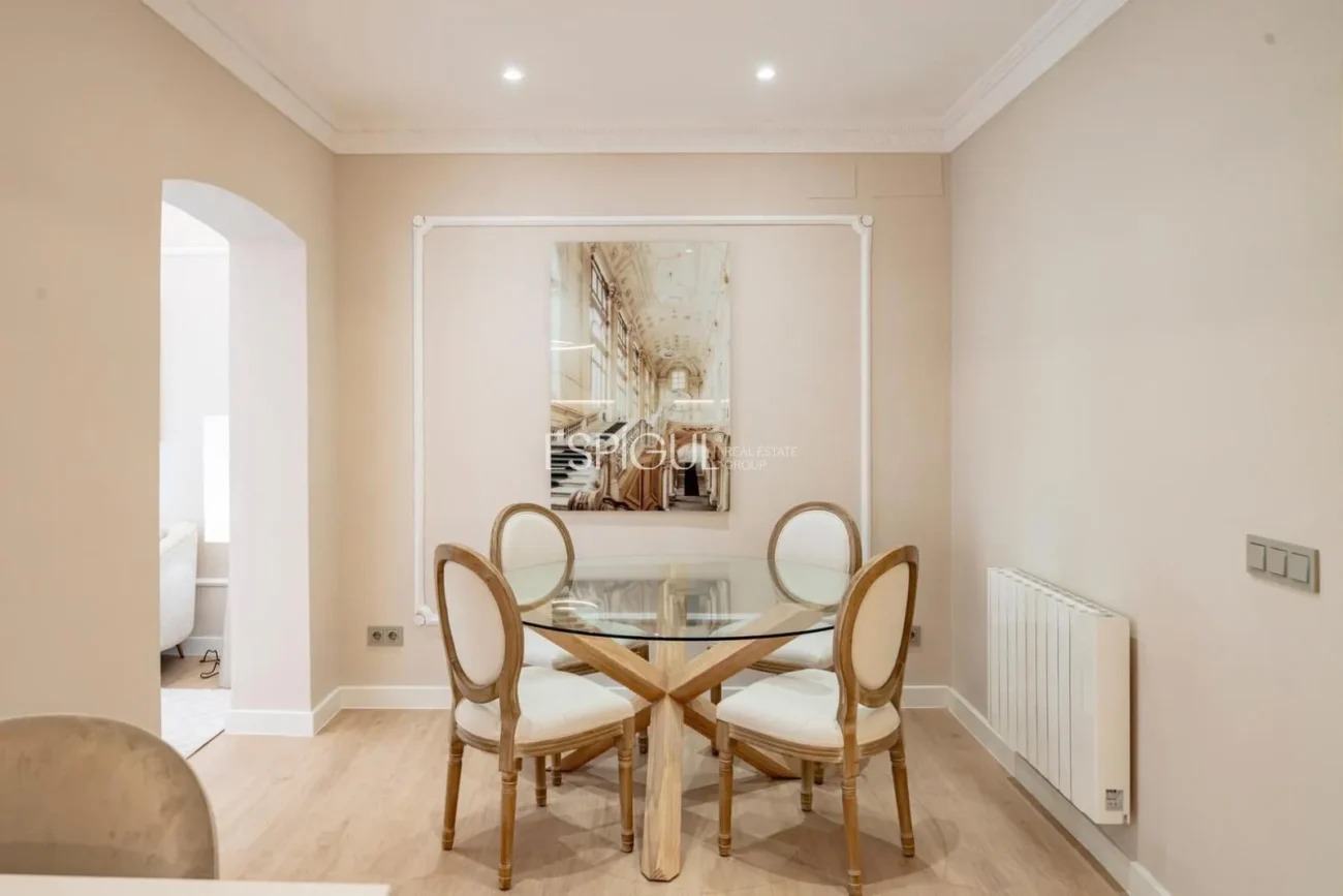 Exterior apartment on Goya Street, Salamanca District