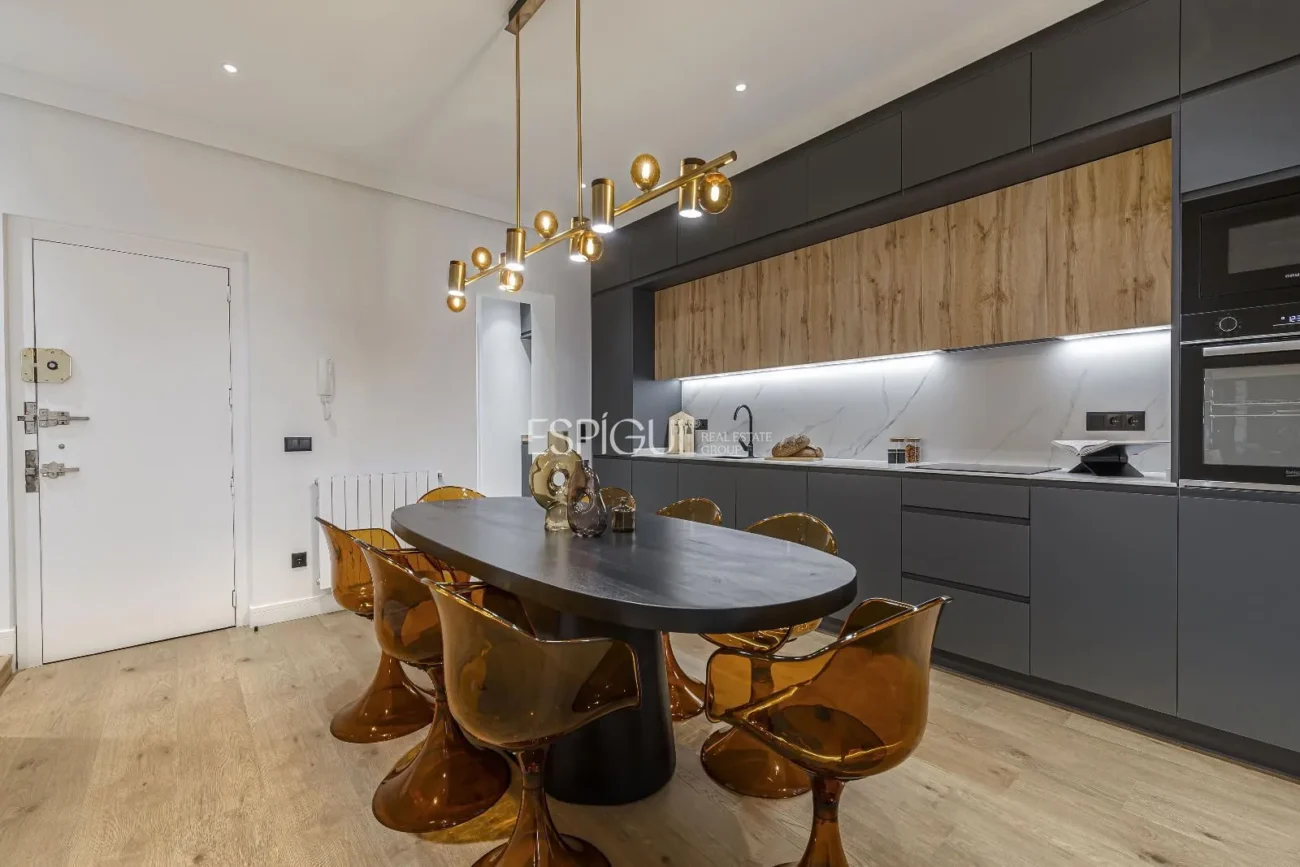 Exterior apartment for sale in Pelayo, Justicia