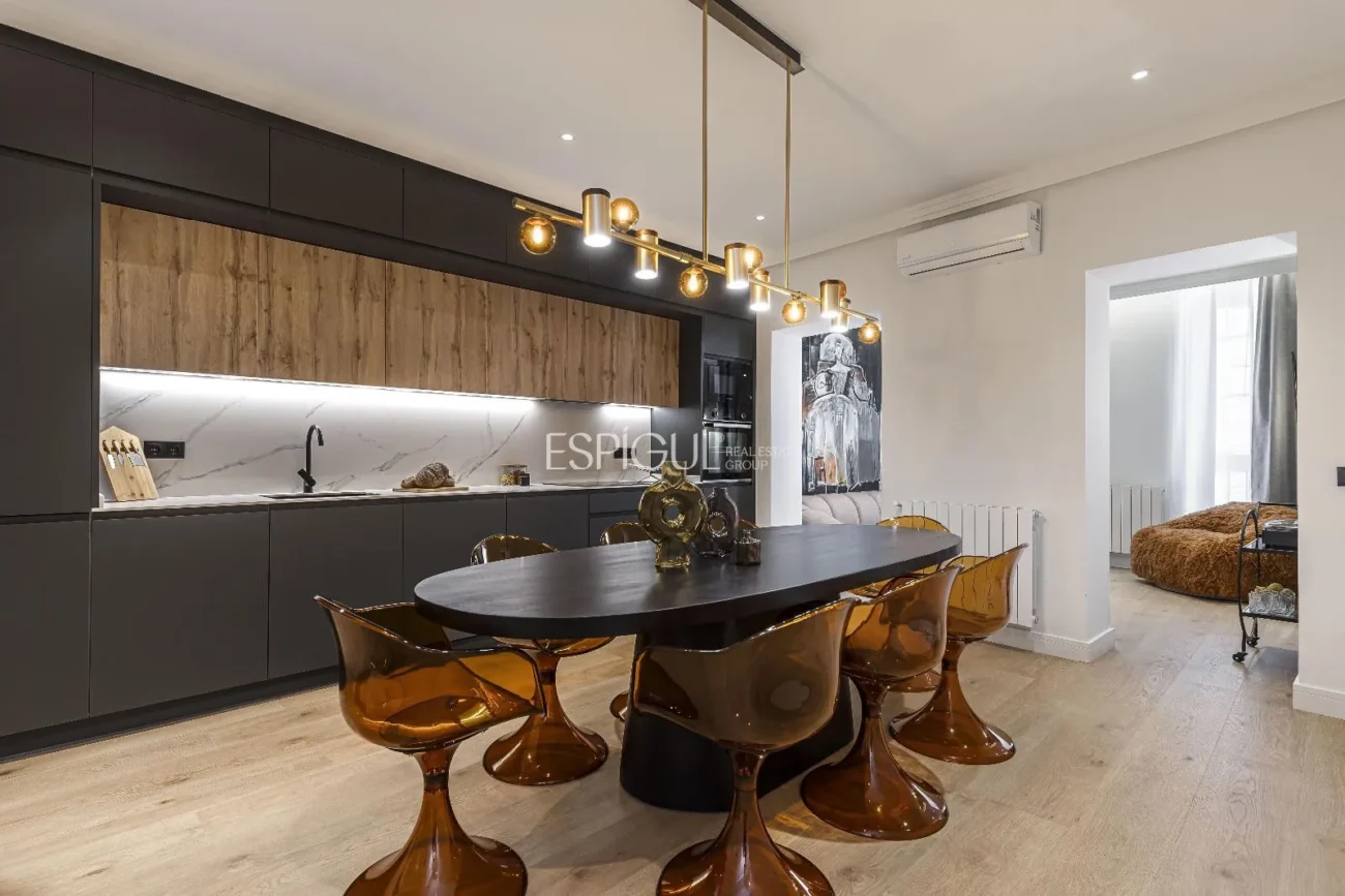 Exterior apartment for sale in Pelayo, Justicia