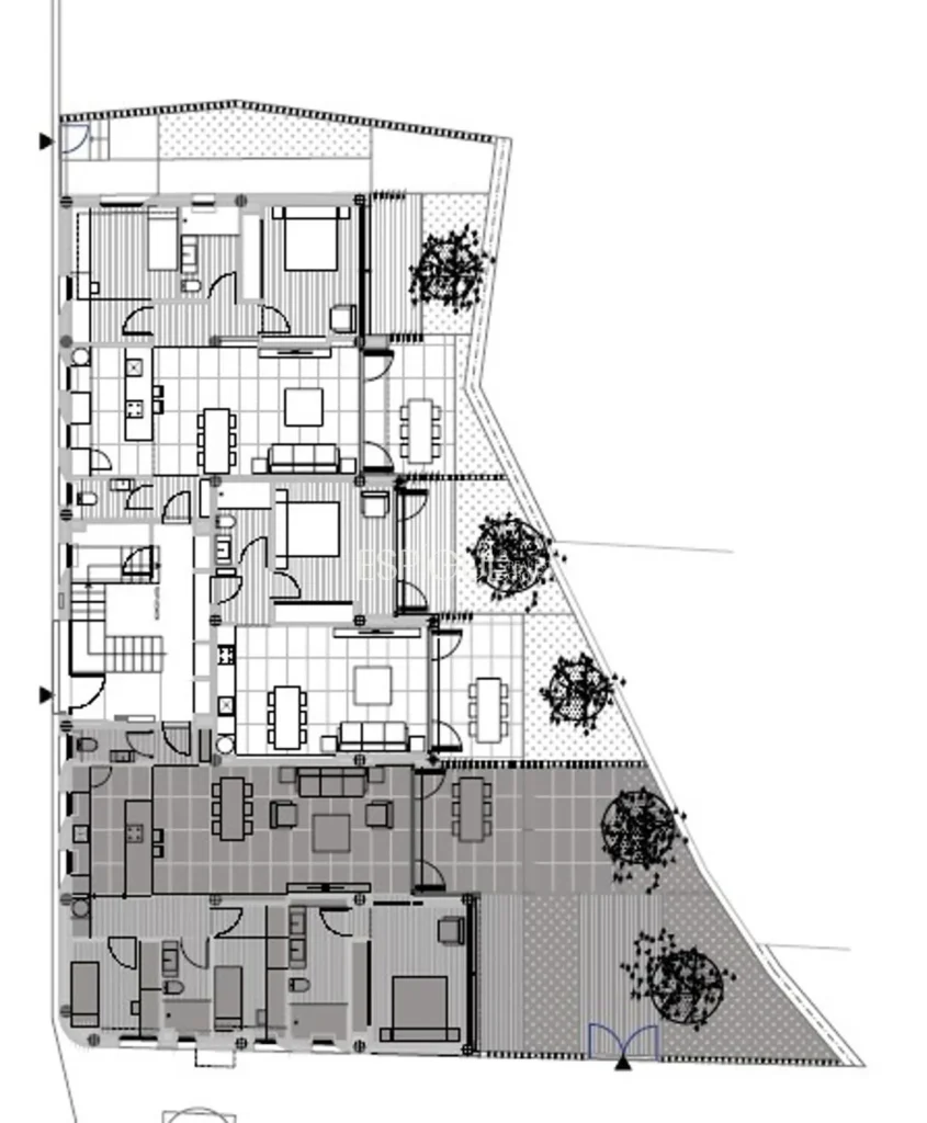 Modern apartment with a 77 m² garden and 2 parking spaces in the heart of Teià.