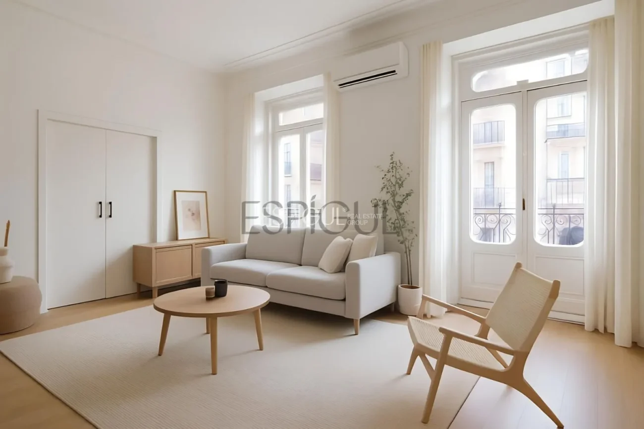 Renovated apartment on Paseo de la Castellana