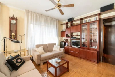 Appartement spacieux avec place de parking à Putxet (Sarrià-Sant Gervasi)